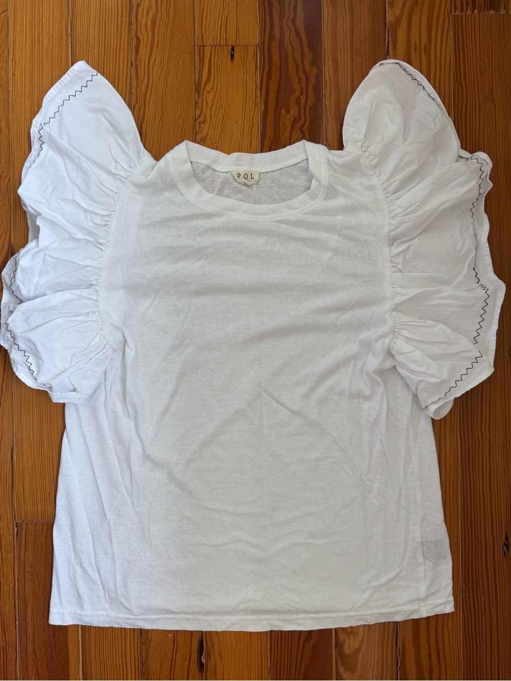 POL Flutter Sleeve Top